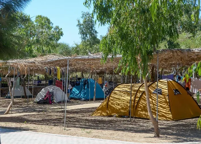 Naxos Kamp alanı 2*